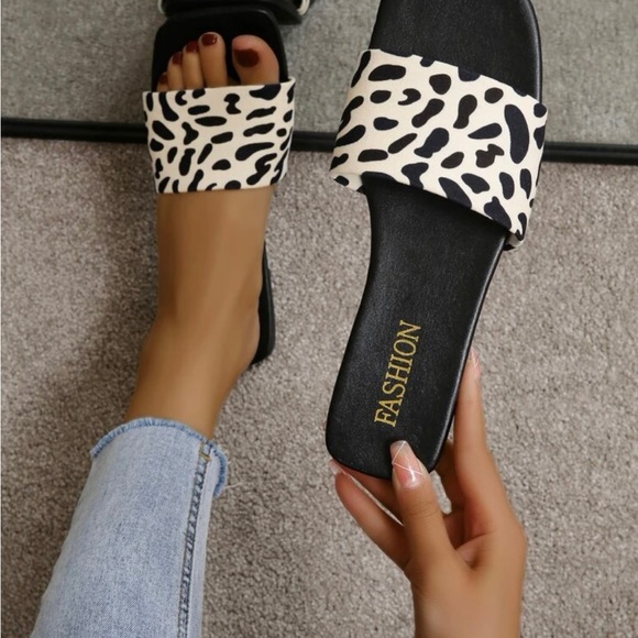 Canvas Slide - Picture 3 of 3